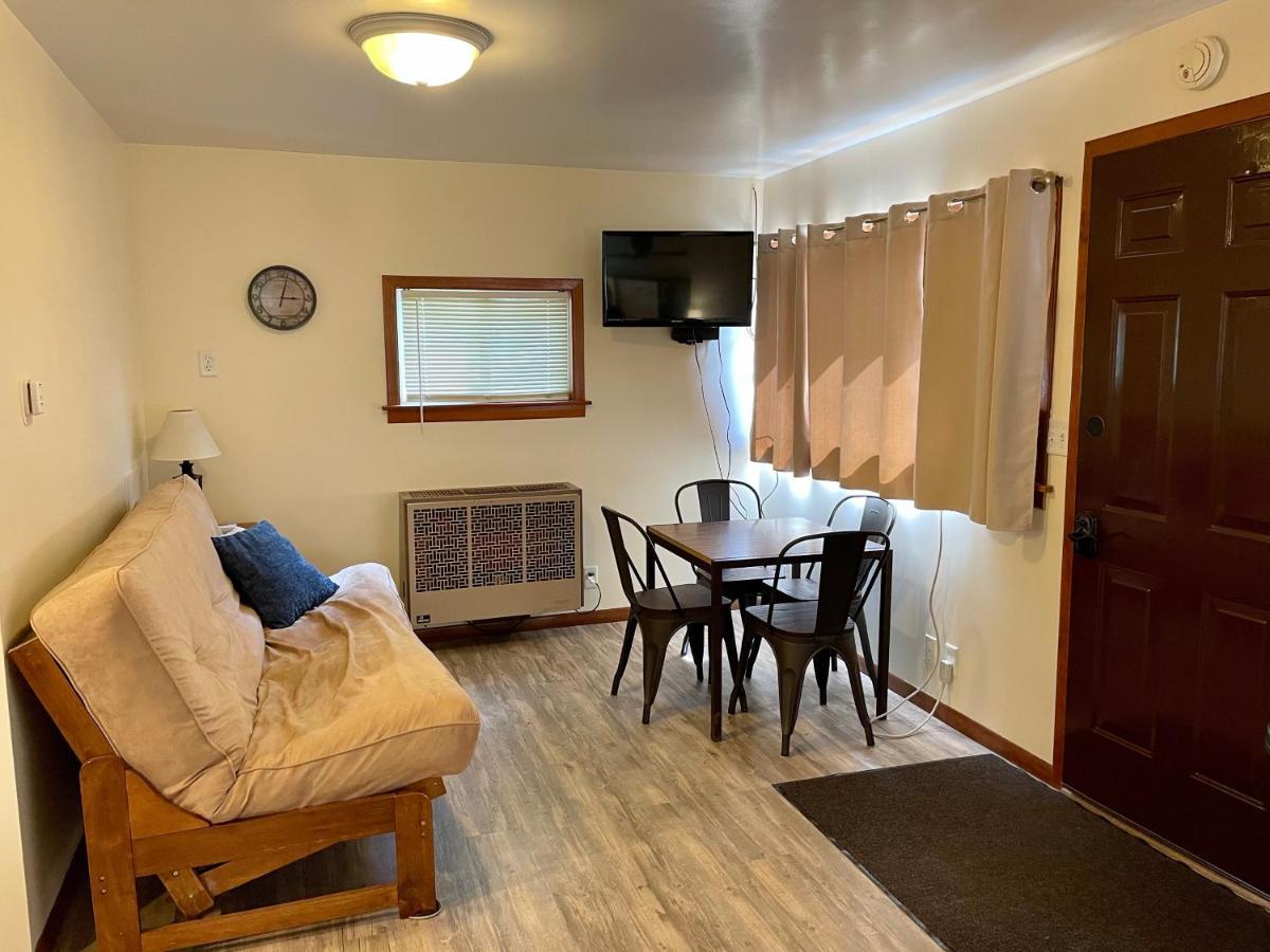 Whitetail Creek Resort Lead Bagian luar foto