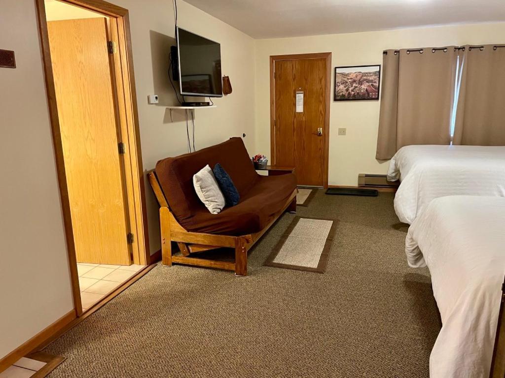 Whitetail Creek Resort Lead Bagian luar foto