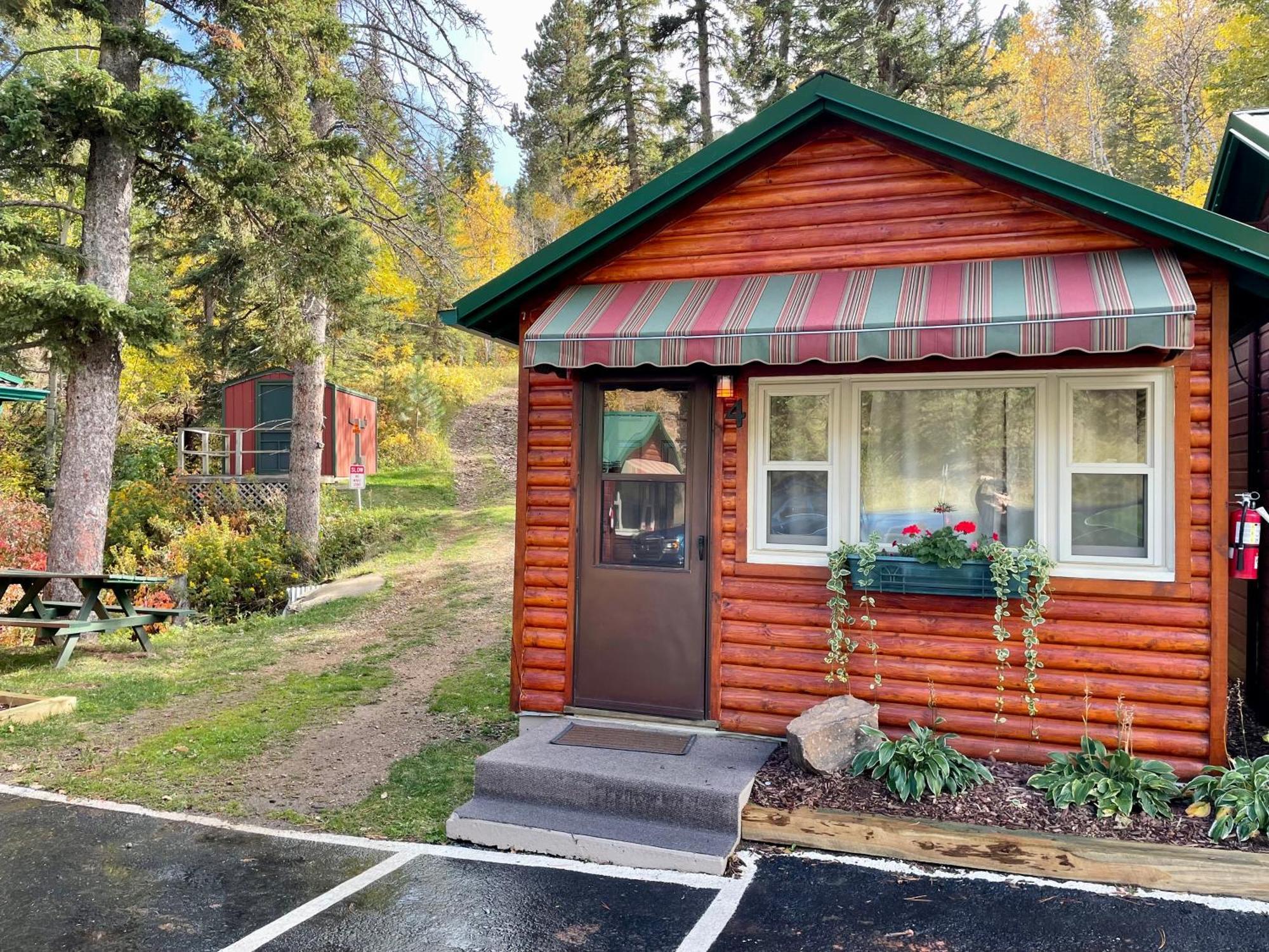 Whitetail Creek Resort Lead Bagian luar foto